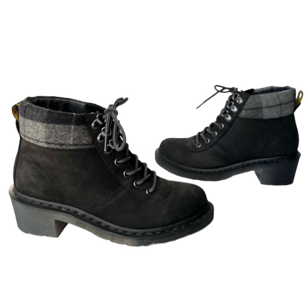 *SOLD* Doc Martens Freida Heeled Nubuck Leather Boot w/ Plaid Trim Ladies 9 - Picture 1 of 12